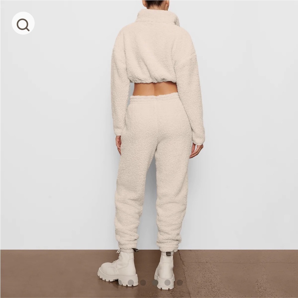 SKIMS Teddy jogger in bone - 4xl - new with tags perfect for fall - Picture 4 of 5